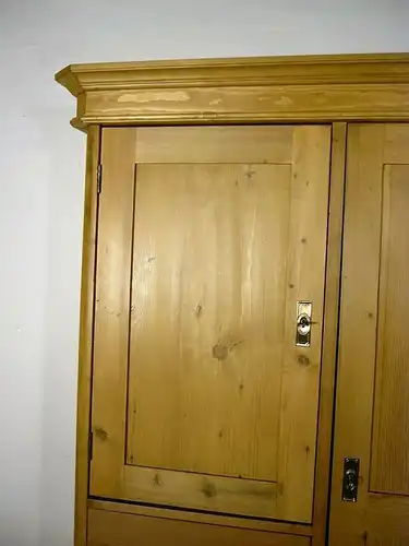 Schrank Super praktisch Weichholz Jugendstil um 1900 Jhd.