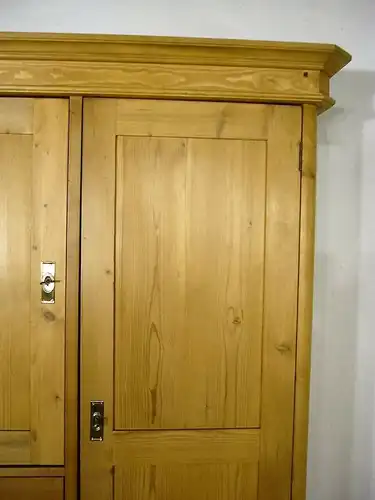 Schrank Super praktisch Weichholz Jugendstil um 1900 Jhd.