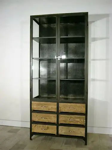 Vitrine Eisen Werkstatt restauriert Industrie Design 1930 Jhd.