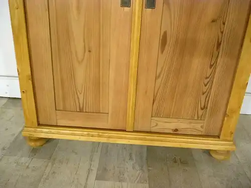 Vertiko Weichholz Jugendstil Bleiglas antik Schrank um 1900 Jhd.