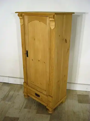 Vertiko antik Gründerzeit schmal Weichholz Schrank um 1900 Jhd.