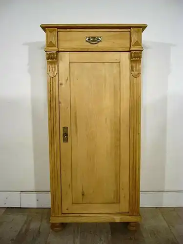 Vertiko Weichholz antik schmal Gründerzeit Schrank um 1900 Jhd.