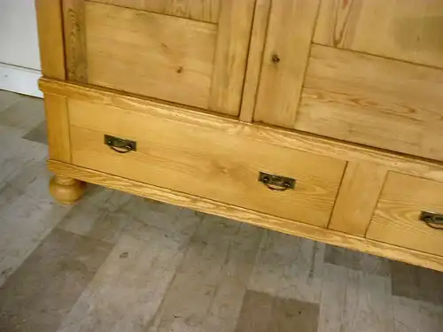 Schrank gigantisch zerlegbar Weichholz Jugendstil Bleiglas um 1900 Jhd.