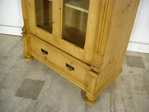 Vitrine Gründerzeit antik Weichholz Schrank um 1900 Jhd.