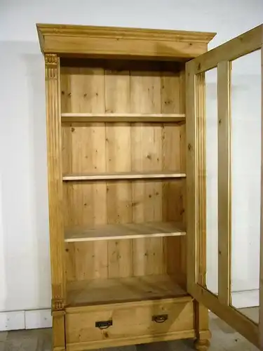 Vitrine Gründerzeit antik Weichholz Schrank um 1900 Jhd.