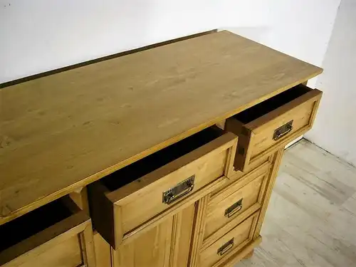 Anrichte Sideboard Weichholz im Gründerzeit Stil Kommode