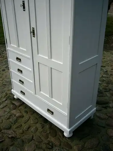 Jugendstil Schrank weiß antik Super praktisch um 1900 Jhd.