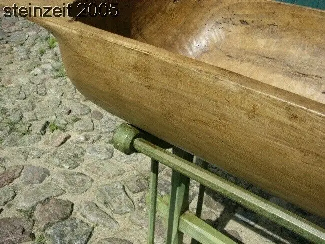 Mulde Mulle Molde Backmolle restauriert antik mit Ständer um 1900 Jhd Lindenholz 2