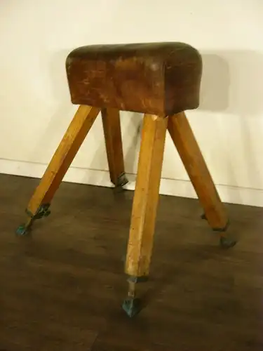 Turnbock Springbock antik Turnhalle original um 1912 Jhd. sehr selten