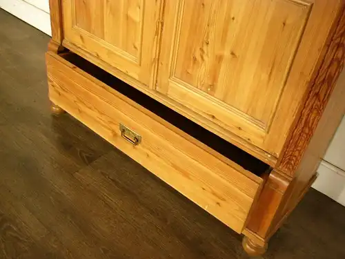 Schrank Vitrine Bleiverglasung Jugendstil Weichholz antik um 1900 Jhd.
