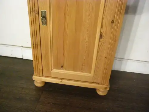 Vertiko schmal antik Weichholz Gründerzeit Schrank um 1900 Jhd.