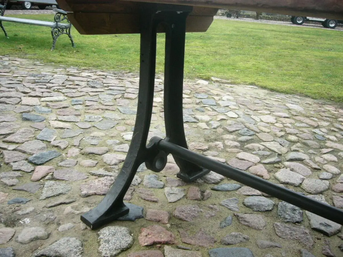 Tisch Gesindetisch aus alter Schmiede zerlegbar 346,5cm lang um 1900 Jhd. 4
