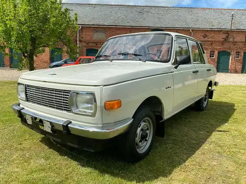 Sensation Wartburg 353 mit 428 km Auslieferzustand Neu war perfekt konserviert