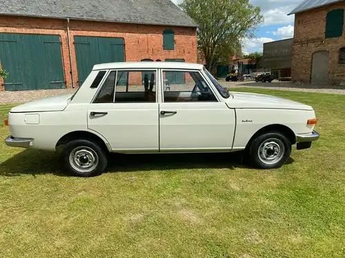 Sensation Wartburg 353 mit 428 km Auslieferzustand Neu war perfekt konserviert