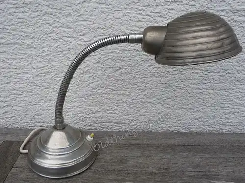 antikeTischlampe Arbeitslampe Schwanenhals ähnlich Bag Turi