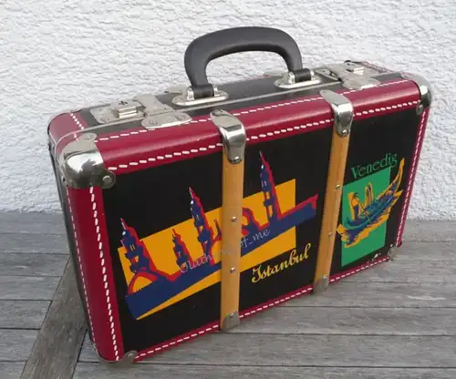 Kinderkoffer mit Holzleisten Retro Globetrotter schwarz rot