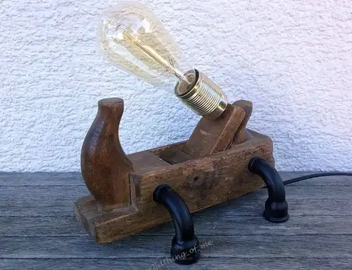 Steampunk Tischlampe Hobel