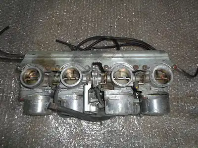Honda CB750F RC04 Bol d´Or Vergaser Vergaserbatterie Vergaserbank Oldtimer