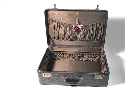 Sehr gut erhaltener Rindsleder-Koffer hergestellt von S. Dresdner, Chicago, (ca. 1935) USA

