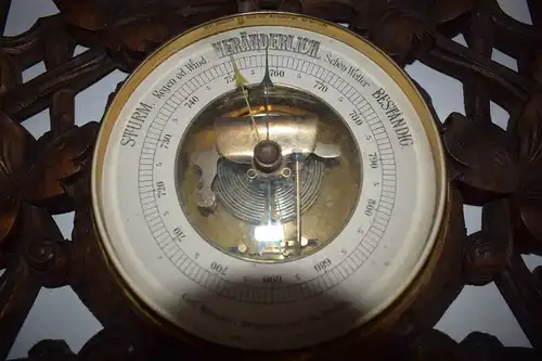 Barometer Thermometer, Holz geschnitzt, Carl Böttcher Strassberger Str.28 Berlin