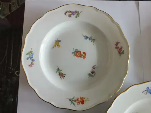 3 Meissen Teller alte Marke Dessertteller handgemalt, Schwerter unterglasurblau