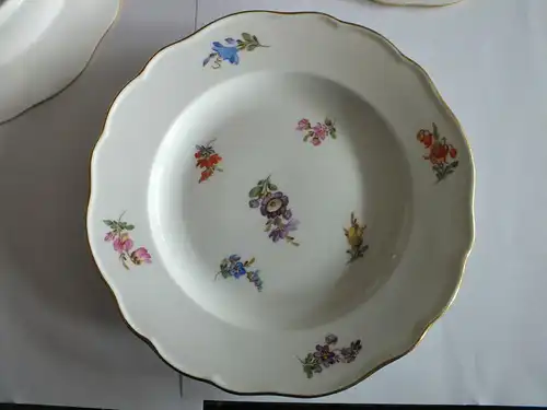 3 Meissen Teller alte Marke Dessertteller handgemalt, Schwerter unterglasurblau