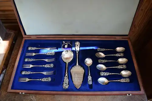 6 Personen Hildesheimer Rose Antiko 800-er Silber 15 Teile + Kette mit Anhänger
