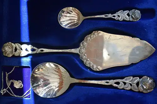 6 Personen Hildesheimer Rose Antiko 800-er Silber 15 Teile + Kette mit Anhänger