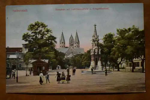 Ak Halberstadt, Domplatz mit Liebfrauenkirche u. Kriegerdenkmal, 1908 gelaufen