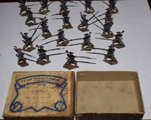Heinrichsen Belgien Infanterie im Marsch 18 Teile Zinnfiguren Original Schachtel