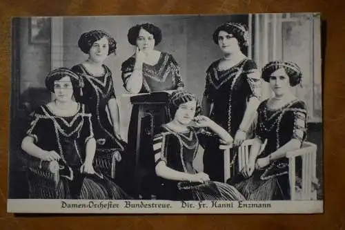 Ak Damen - Orchester Bundestreue, Dir. Fr. Hanni Enzmann,  1916 gelaufen