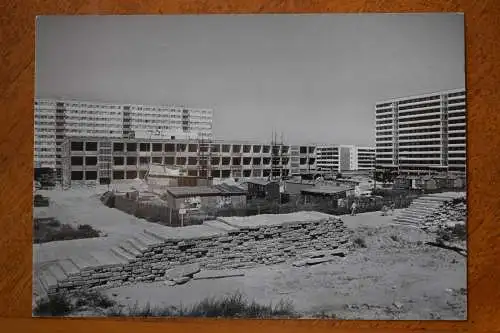 Ak Halle (S.), Halle-Neustadt Baustelle Zentralpoliklinik 1972