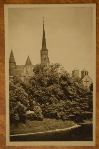 Breslau, Kreuzkirche mit Domtürmen, um 1920 nicht gelaufen