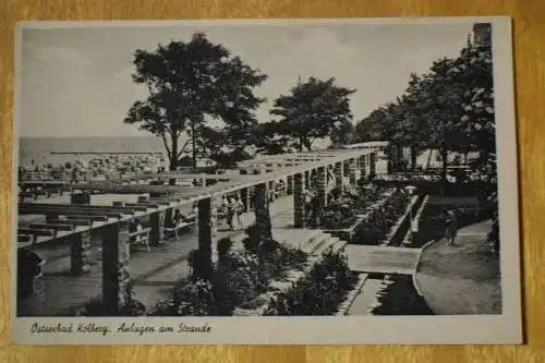 Ak Ostseebad Kolberg, Anlagen am Strande, um 1939 nicht gelaufen