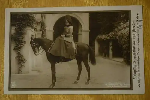 Ak Prinzessin August Wilhelm von Preußen, als Chef des Dragonerregiments