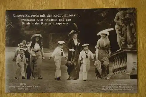 Ak Unsere Kaiserin mit der Kronprinzessin, Prinzessin Eitel Friedrich u. Kindern