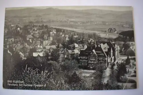 Ak Bad Kudowa, Panorama mit Kurhotel Fürstenberg, 1910 gelaufen