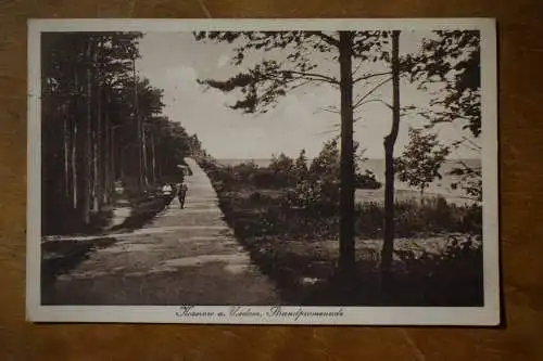 Ak Koserow a. Usedom, Starndpromenade,  1927 gel. Bahnpost Ducherow Swinemünde