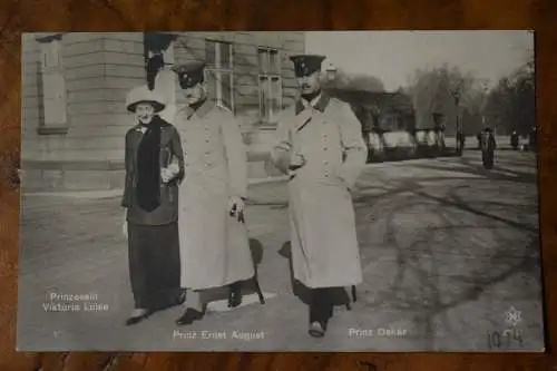 Ak Prinzessin Viktoria Luise, Prinz Ernst August und Prinz Oskar, um 1914 n.gel.