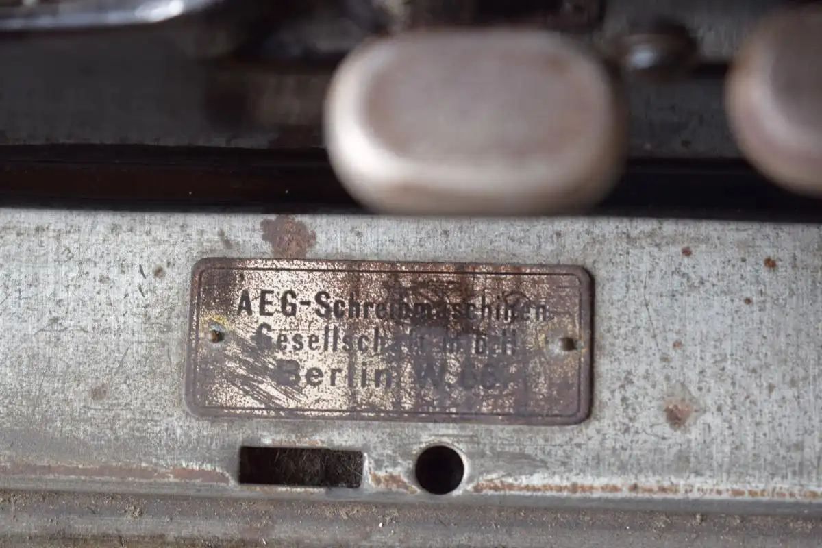 Mignon Schreibmaschine, mit originalen Blechkasten, voll funktionstüchtig TOP!!! 1