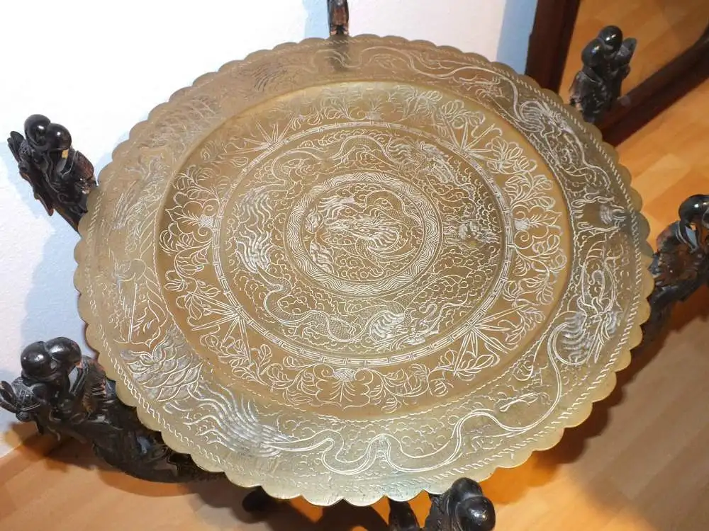 Schöner chinesischer Teetisch, klappbar, Messingplatte, Schnitzereien, Top Teil! 4