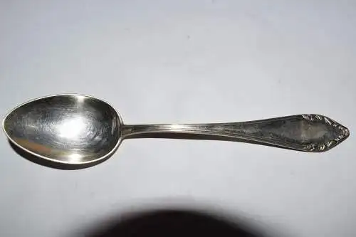12 wunderschöne Kaffeelöffel, 800 Krone u. Halbmond gestempelt, 218g