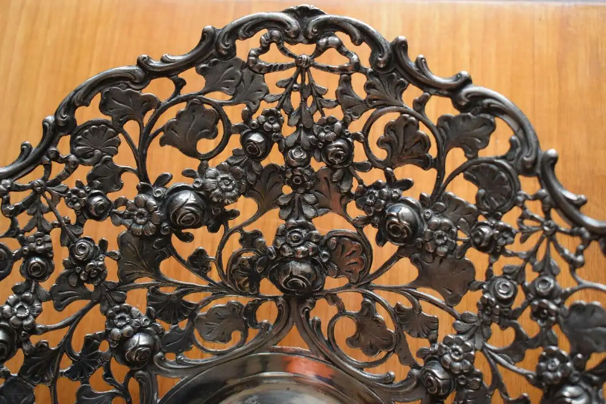 Schöne große Silberschale, 800 Silber Halbmond Krone, 470g, kleine Puttis, Rosen 2