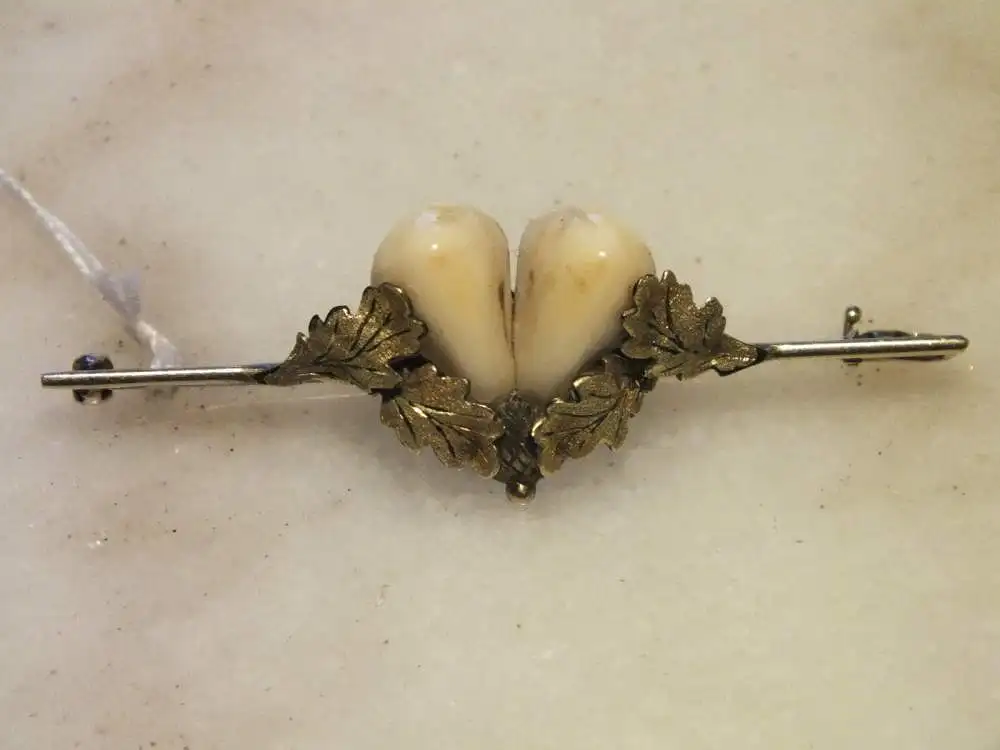 Schöner Nadel, Brosche 333 Gold, Grandeln, Grandelschmuck, Jagd, Jagdschmuck 0