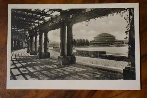 Ak Breslau, Pergola mit Jahrhunderthalle, um 1920 nicht gelaufen