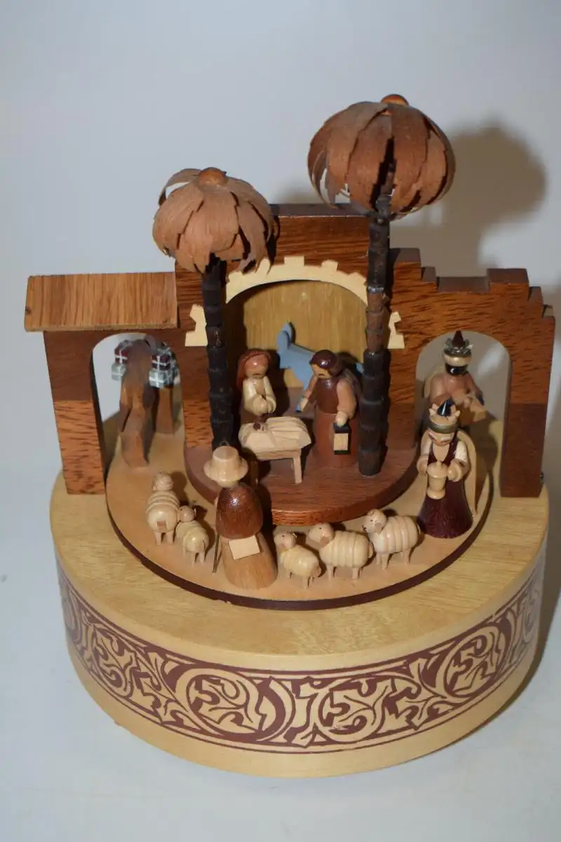 Spieluhr Spieldose Erzgebirge im Originalkarton, 