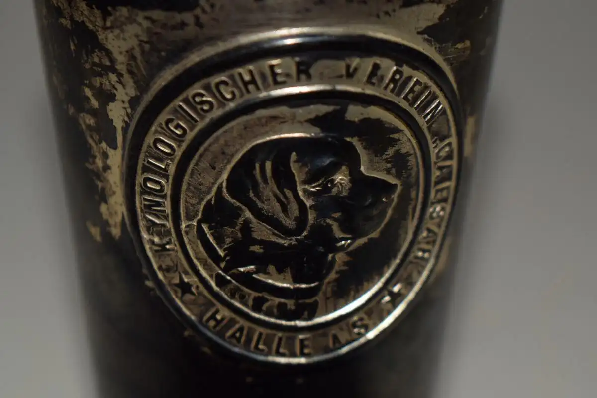 Silberner Becher Kynologischer Verein Caesar Halle a. Saale, innen vergoldet 1