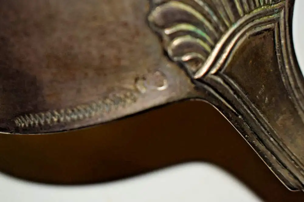 Altes Silber Besteck, mit 7-zackiger Adelskrone für 18 Personen + 6 Vorlegeteile 17