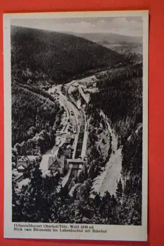Ak  Höhenluftkurort Oberhof, Blick vom Bärenstein ins Lubenbacht mit Bahnhof