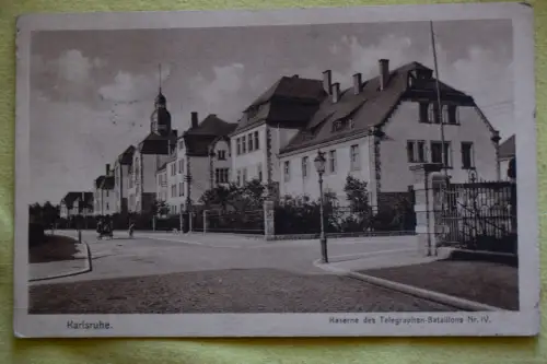 Ak Karlsruhe, Kaserne des Telegraphen-Batallions Nr. IV., 1915 gelaufen Feldpost